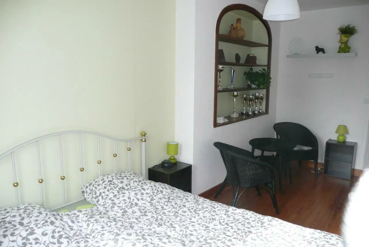 Domaine Serrot Saint-Elix-Theux Bed & Breakfast